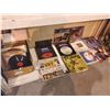 Image 1 : ASSORTED RECORDS/VINYLS