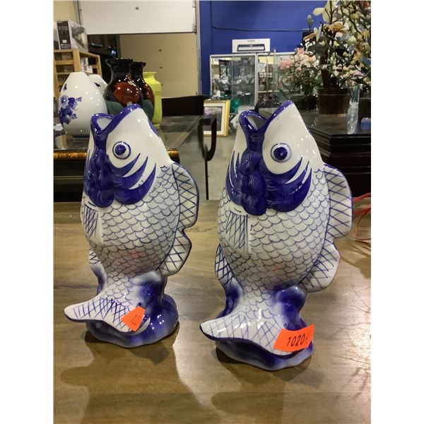 2 BLUE AND WHITE CHINESE PAINTED FISH VASES