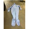 Image 2 : BOX OF LAKELAND SIZE 3XL COVERALLS WITH HOOD + ELASTIC WRIST/ANKLES