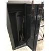 Image 2 : BUCK COMMANDER GUN & BOW CABINET 55"H X 18"D X 21"W MISSING LOCK