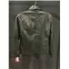 Image 2 : NEW WITH TAGS VIP LEATHERS CANADA FINE LAMBSKIN JACKET SIZE M MODEL 060-132