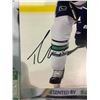 Image 2 : TANNER GLASS SIGNED PHOTO