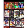 Image 2 : ASSORTED BASEBALL AND HOCKEY CARDS