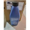 Image 1 : 12 250ML BOTTLES OF REDKEN EXTREME CONDITIONER