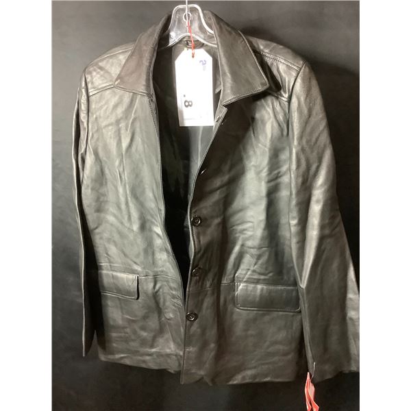 NEW WITH TAGS VIP LEATHERS CANADA FINE LAMBSKIN LEATHER JACKET SIZE M RETAIL $495 MODEL# 166-132