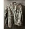 Image 2 : NEW WITHOUT TAGS VIP LEATHERS CANADA FINE LAMBSKIN JACKET SIZE XL