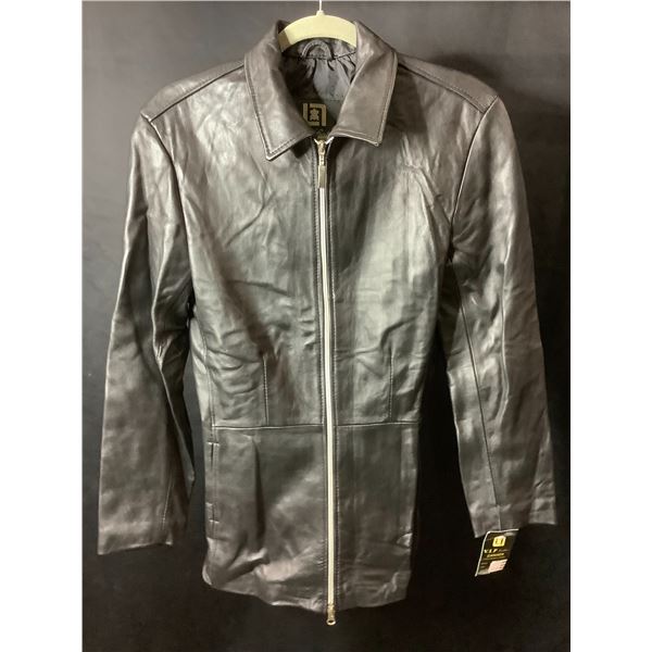 NEW WITH TAGS VIP LEATHERS CANADA FINE LAMBSKIN LEATHER JACKET SIZE M RETAIL $495 MODEL #175-132