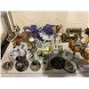 Image 2 : ASSORTED COLLECTIBLES AND HOME DECOR