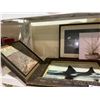 Image 2 : 5 ASSORTED ART PIECES