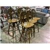 Image 2 : 6 WOODEN SWIVEL TOP BAR CHAIRS