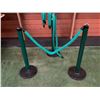 Image 2 : STANCHIONS