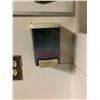 Image 3 : ATTENDANT PAPER TOWEL DISPENSER & SOAP DISPENSER