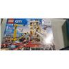 Image 1 : LEGO CITY DOWNTOWN FIRE BRIGADE 60216