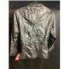 Image 2 : NEW WITH TAGS VIP LEATHERS CANADA FINE LAMBSKIN LEATHER JACKET SIZE M