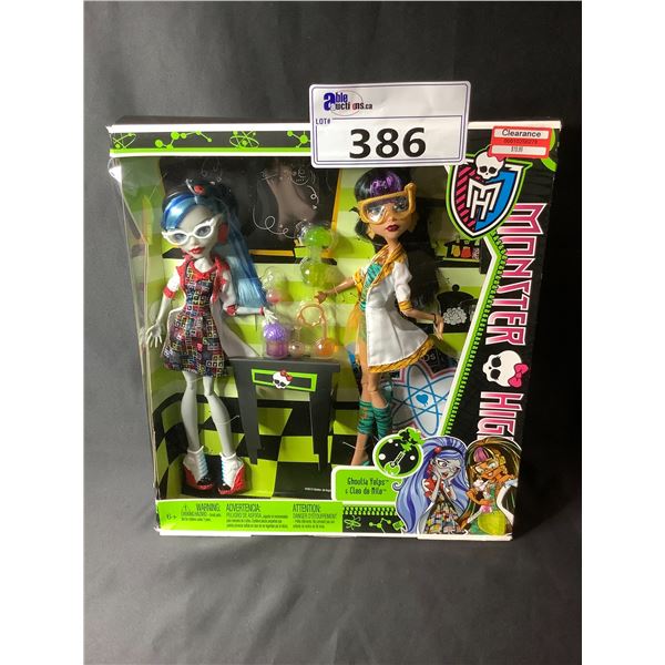 NEW IN BOX MONSTER HIGH GHOULIA YELPS & CLEO DE NILE TOY