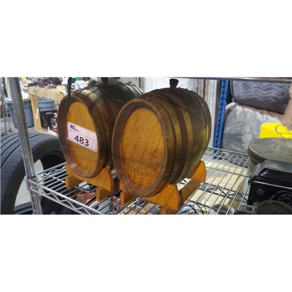 2 SMALL BRASS AND WOOD KEGS