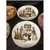 Image 8 : 12 ASSORTED COLLECTIBLE PLATES
