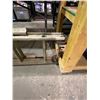 Image 2 : RETRACTABLE 24' EXTENSION LADDER