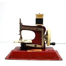 ANTIQUE*TOY*SEWING MACHINE*JUNIOR MODEL #2138801