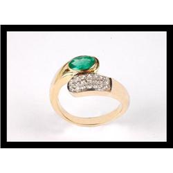 BEAUTIFUL  DIAMOND AND EMERALD YELLOW GOLD RING#2152534