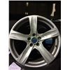 Image 2 : 5 ASSORTED ALLOY AND STEEL WHEELS