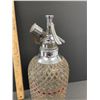 Image 2 : MCM Seltzer Syphon Bottle Made in England Metal Mesh and Red Line