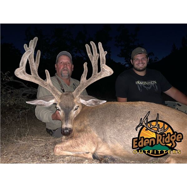 Oregon Blacktail Deer and Black Bear hunt with Eden Ridge Outfitters