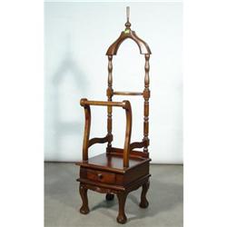 GENTLEMANS BEDROOM CHIPPENDALE WALNUT VALET #2127812