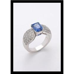 DIAMOND AND SAPPHIRE WHITE GOLD RING. #2137512