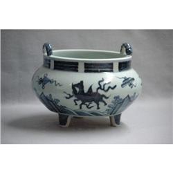 Chinese  blue  and  white  porcelain  incense #2151682