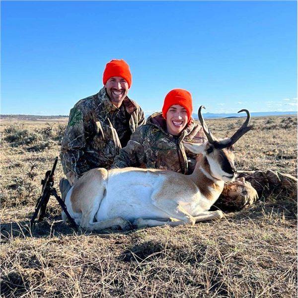 Wyoming Antelope Hunt for 1 Hunter