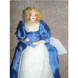 Ravca  Nell Gwyn bendable doll with tag #2125657