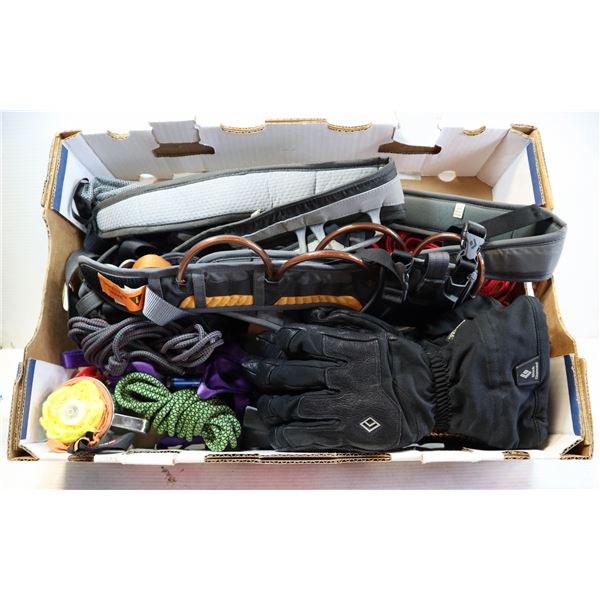 MOUNTAIN CLIMING GEAR