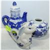 Image 1 : VINTAGE SMALL ASIAN STYLE TEAPOT