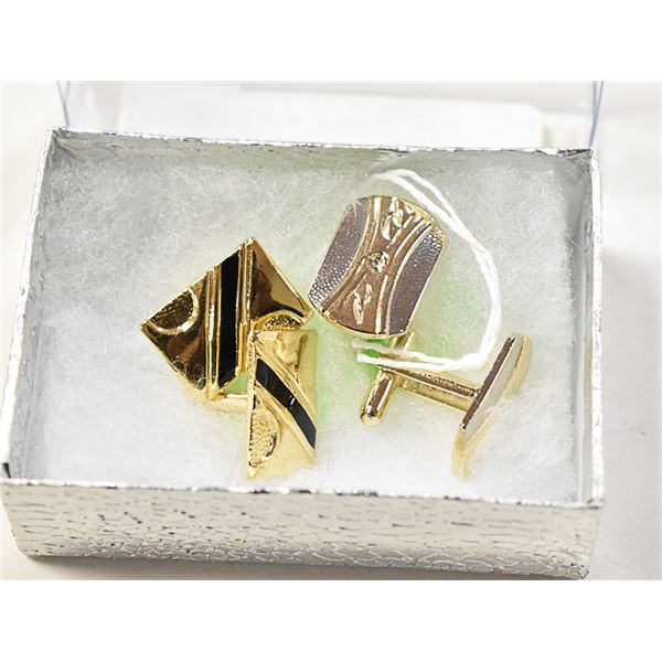 SET OF 2 GOLD TONE CUFF LINKS