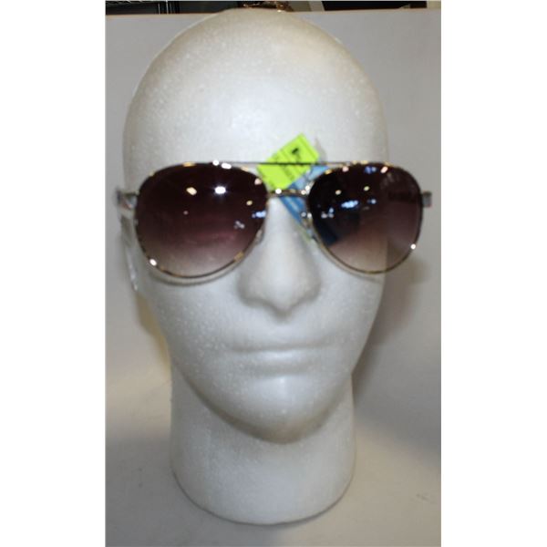 PAIR OF PANAMA JACK SUNGLASSES