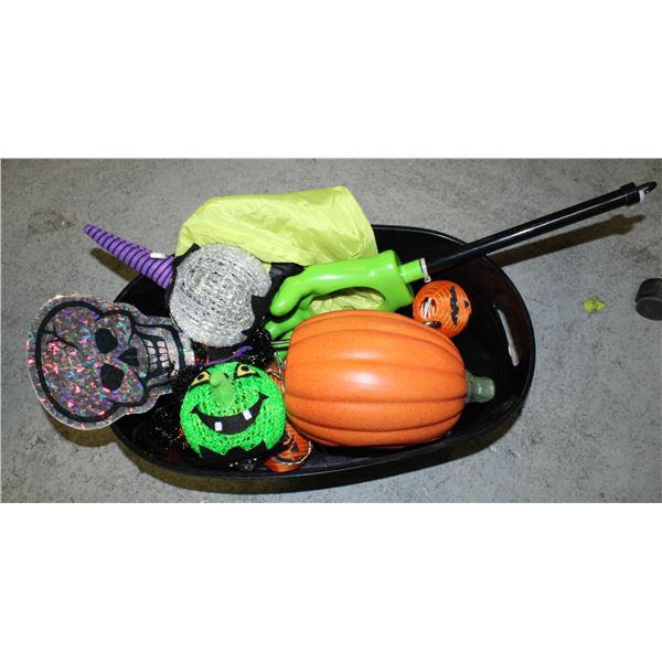 BIN OF HALLOWEEN BLOW MOLDS & LIGHT UP ALL TOGETHER