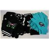 Image 1 : 12PK YOUTH HALLOWEEN GLOVES