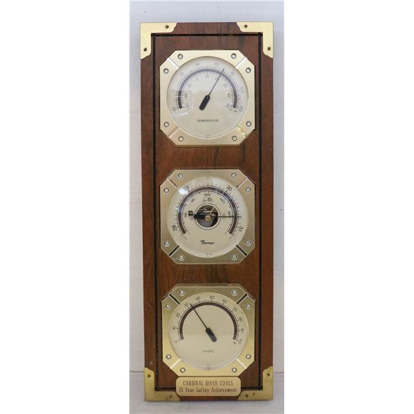 BRASS AND WOOD TEMP BAROMETER