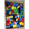 Image 1 : MEGA BLOKS TRAYS