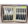 Image 1 : SET OF STEAK KNIVES AND FORKS