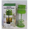 UNIVERSAL MIXER: MAKES DRESSINGS, WHIPPED CREAM &