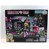 Image 1 : NIB MONSTER HIGH MEGA BLOCKS "BITEOLOGY CLASS"