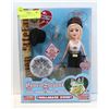 NIB GWEN STEFANI DOLL W/ ACCESSORIES