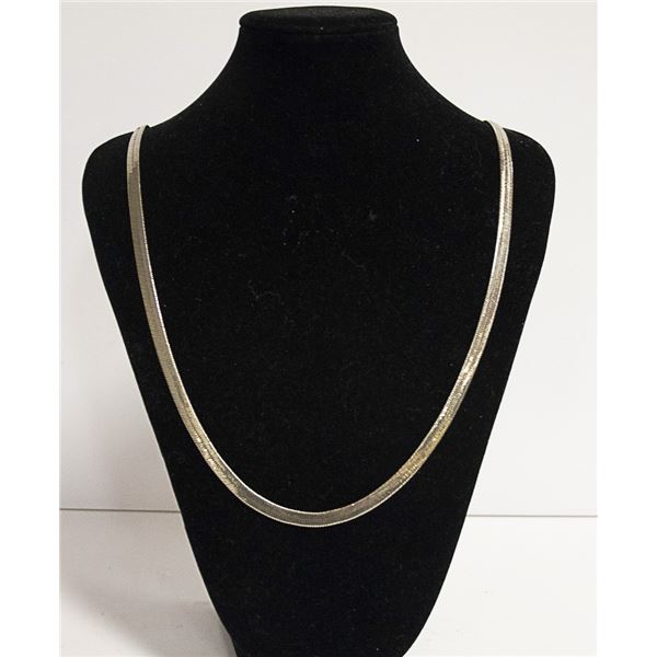 .925 HEAVY SILVER CHAIN APPROX 1/4 W X 30 L