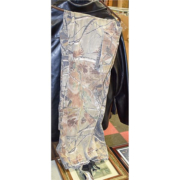 REAL TREE LARGE 36-38 BIB COVER ALLS