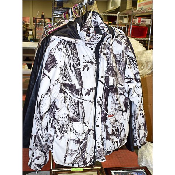 WINTER CAMO INSULATED COAT & BIB COVERALLS SIZE M