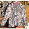Image 1 : LADIES COAT REAL TREE CAM INSULATED XL 46-48