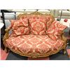 Image 1 : VINTAGE CARVED STYLE UPHOLSTERED LOVE SEAT