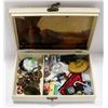 WOODEN BOX W/ MIXED VINTAGE JEWLLERY, BUTTONS, PIN